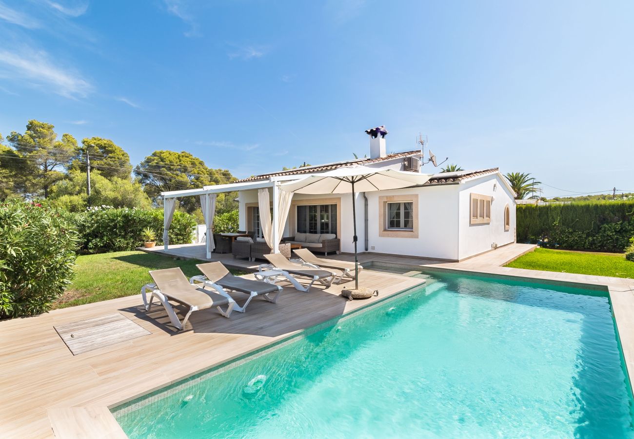 Casa en Cala Murada - Can Lluis en Cala Murada con piscina privada para alquiler temporal