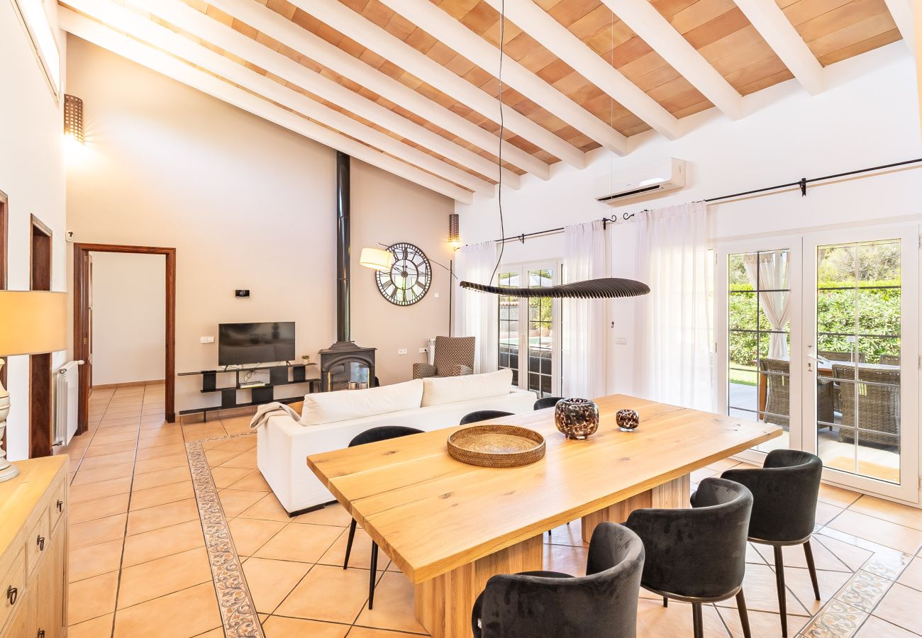Casa en Cala Murada - Can Lluis en Cala Murada con piscina privada para alquiler temporal