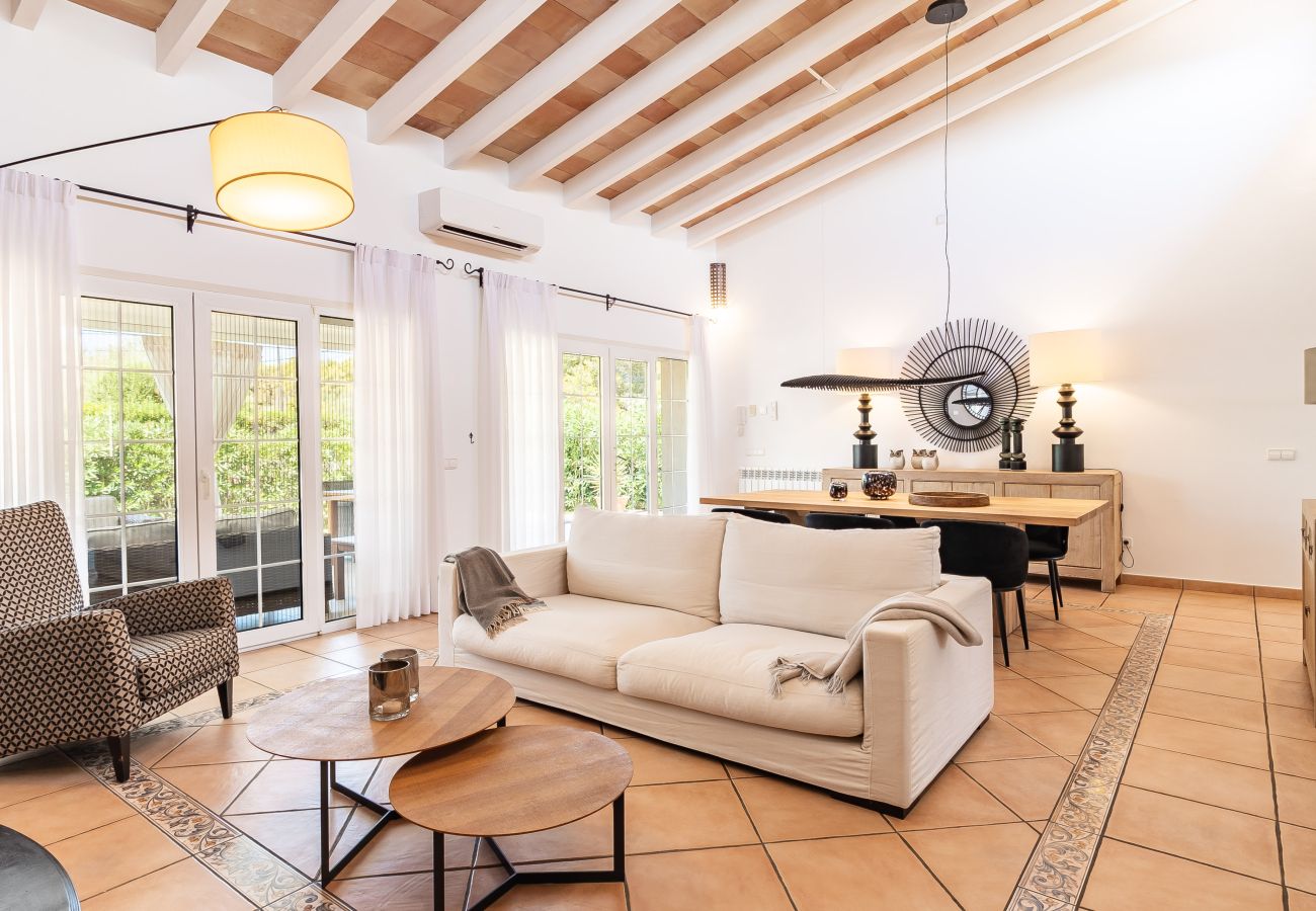 Casa en Cala Murada - Can Lluis en Cala Murada con piscina privada para alquiler temporal