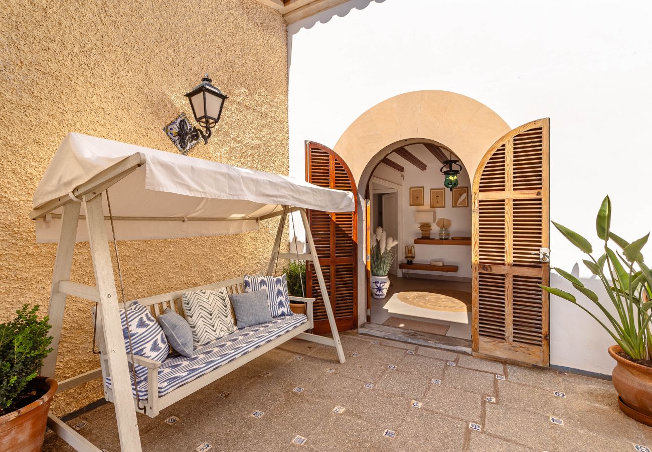 Villa en Colònia de Sant Jordi - Villa Cabrera Casa vacacional con vistas al mar y piscina en Colònia de Sant Jordi, Mallorca