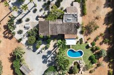 Finca en Santanyi - Finca mediterránea con piscina y jardín en Santanyí Mallorca en venta