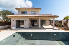 Villa en Es Llombards - Villa de obra nueva con bonitas vistas en venta en Cala Llombards