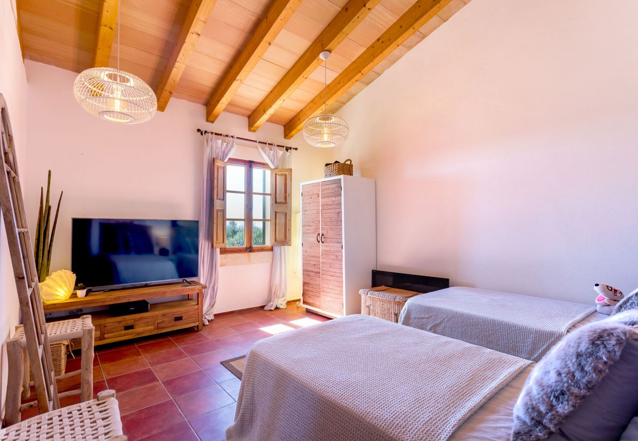House in Santanyi - Casa Munch >> A taste of nature and silence with a private pool 