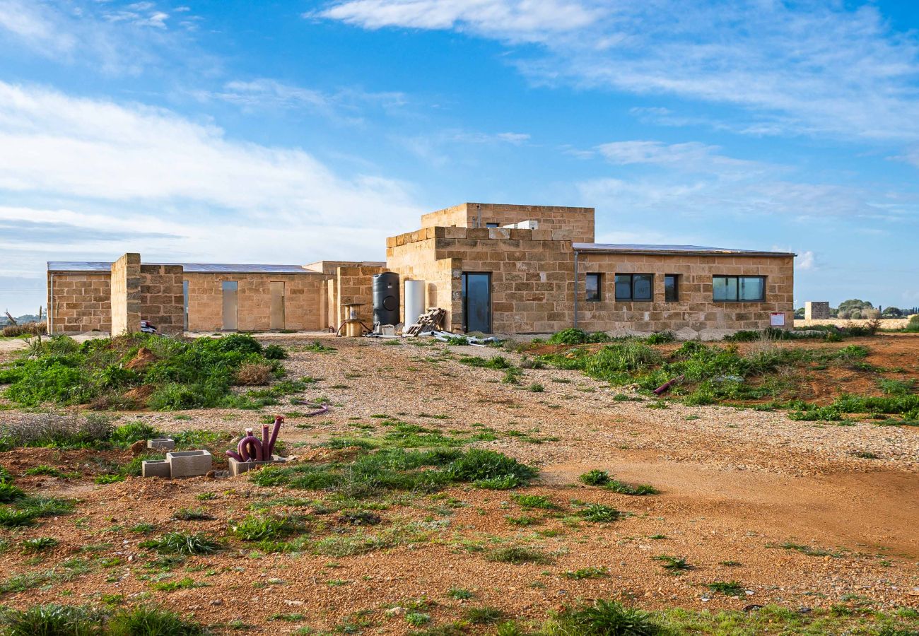 Country house in Campos - Finca Campo Sol Modern Finca in Campos with Pool for Long Term Rental in Mallorca