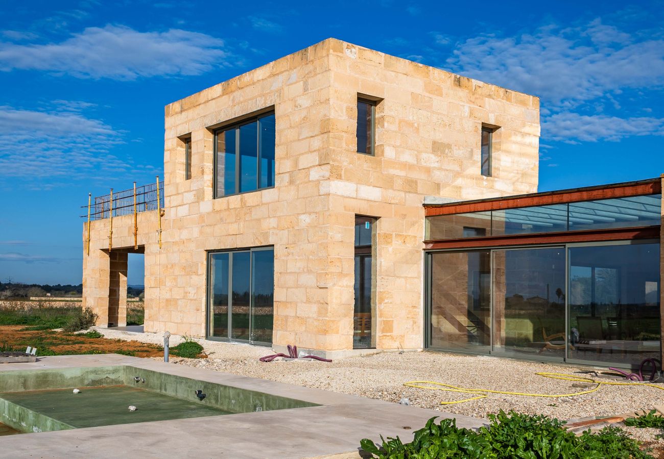 Country house in Campos - Finca Campo Sol Modern Finca in Campos with Pool for Long Term Rental in Mallorca