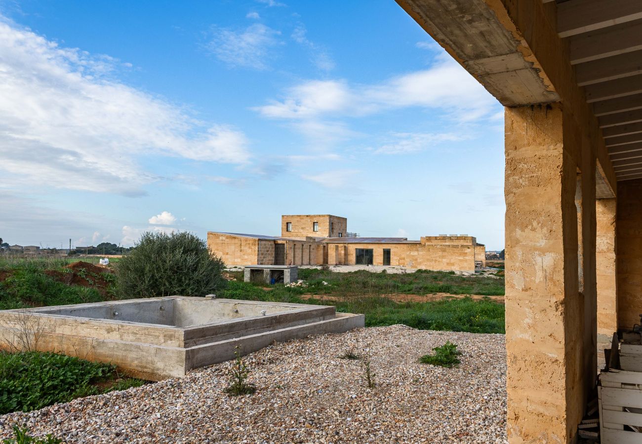 Country house in Campos - Finca Campo Sol Modern Finca in Campos with Pool for Long Term Rental in Mallorca