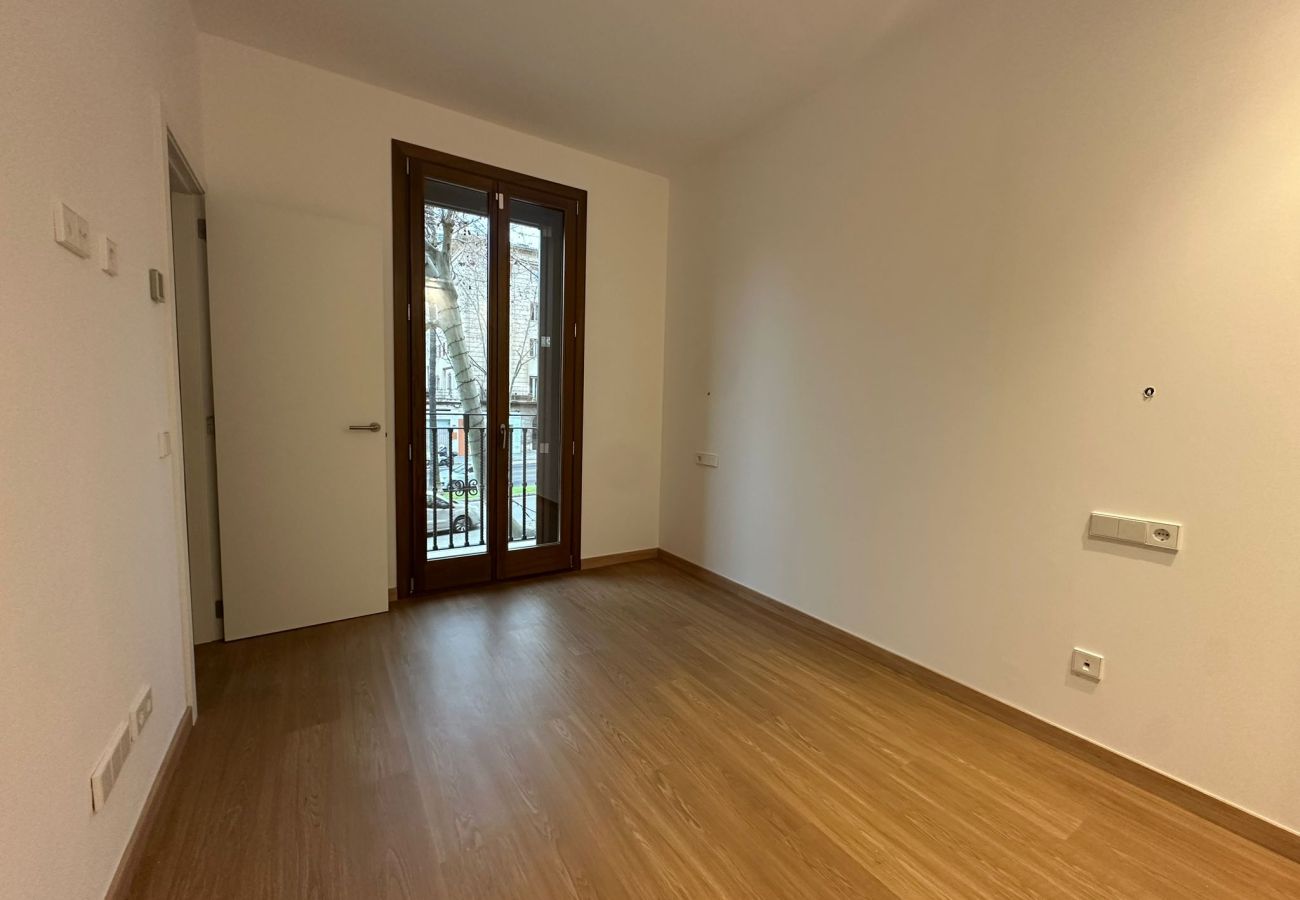 Flat in Palma  - Modern Apartment for Long-Term Rent in Palma with 3 Bedrooms and Terrace