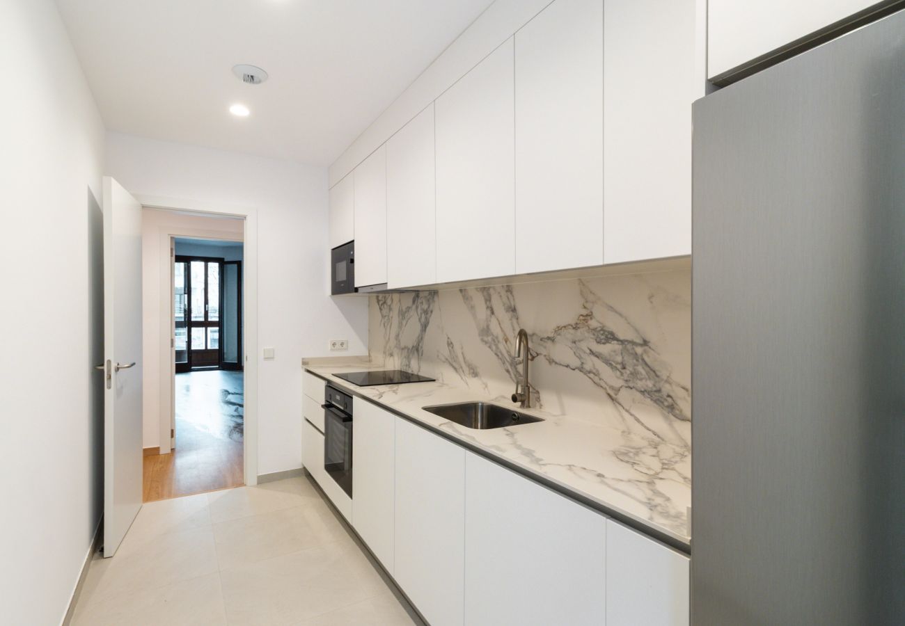 Flat in Palma  - Modern Apartment for Long-Term Rent in Palma with 3 Bedrooms and Terrace