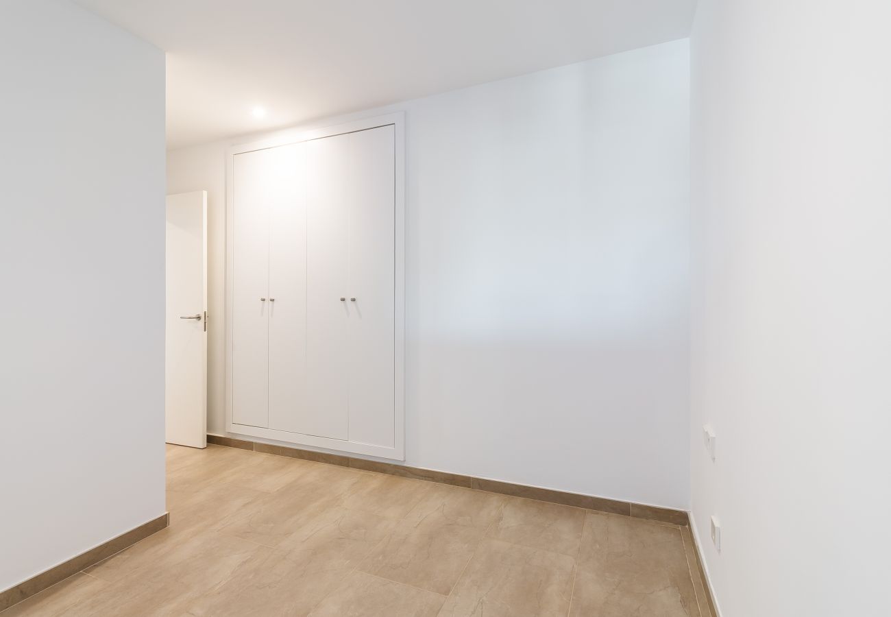 Flat in Cala Figuera - Modern Apartment with Sea View for Long-Term Rent in Cala Figuera