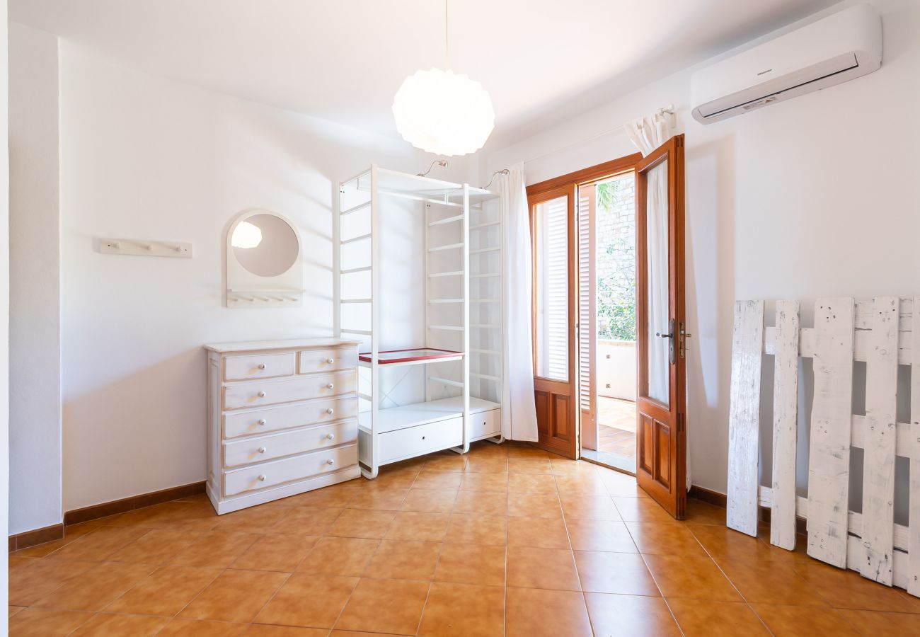 Flat in Cala Figuera - Long Term Rental in Cala Figuera Apartment with Large Terrace and Sea Views in Mallorca