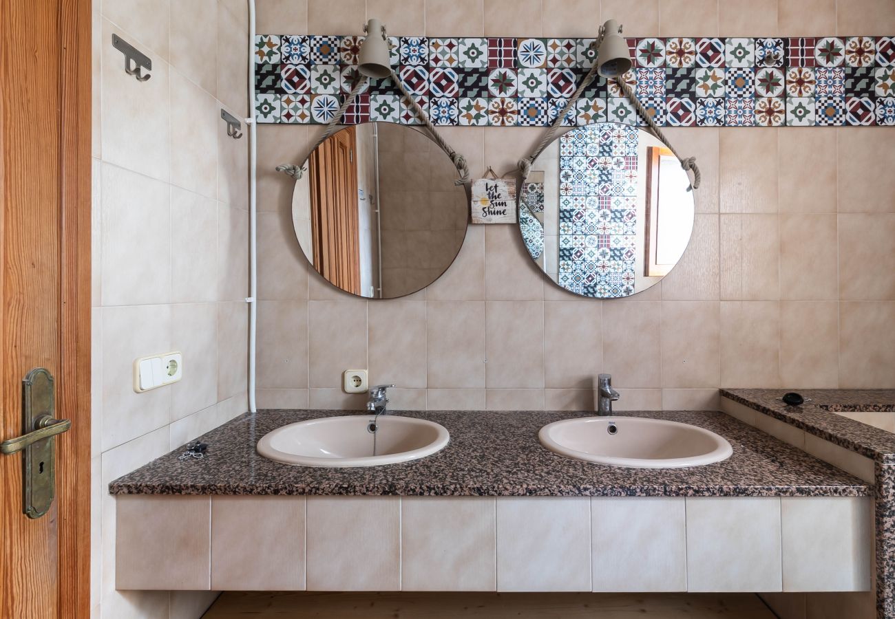 Flat in Cala Figuera - Long Term Rental in Cala Figuera Apartment with Private Pool and Garden in Mallorca