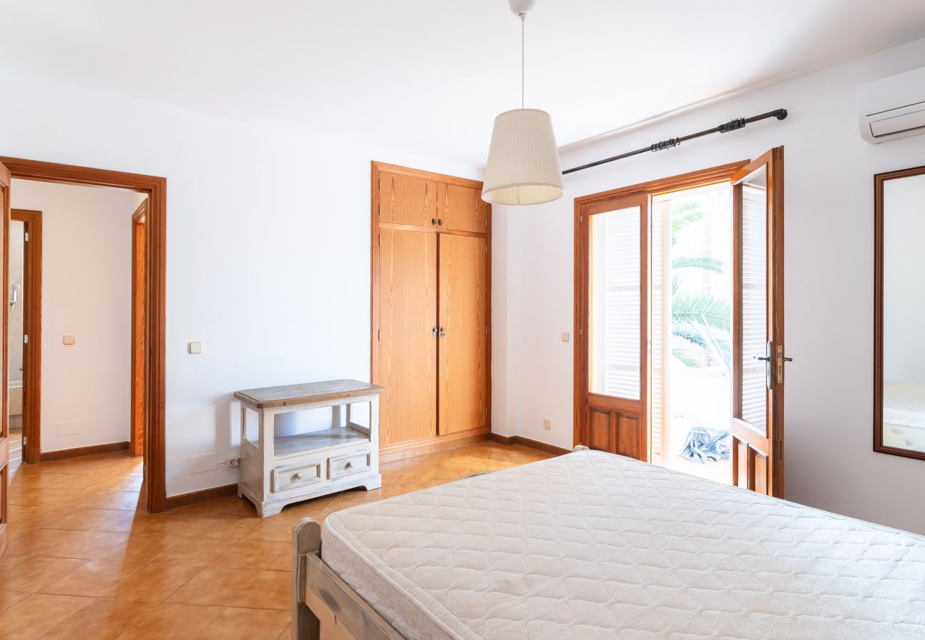 Flat in Cala Figuera - Long Term Rental in Cala Figuera Apartment with Private Pool and Garden in Mallorca