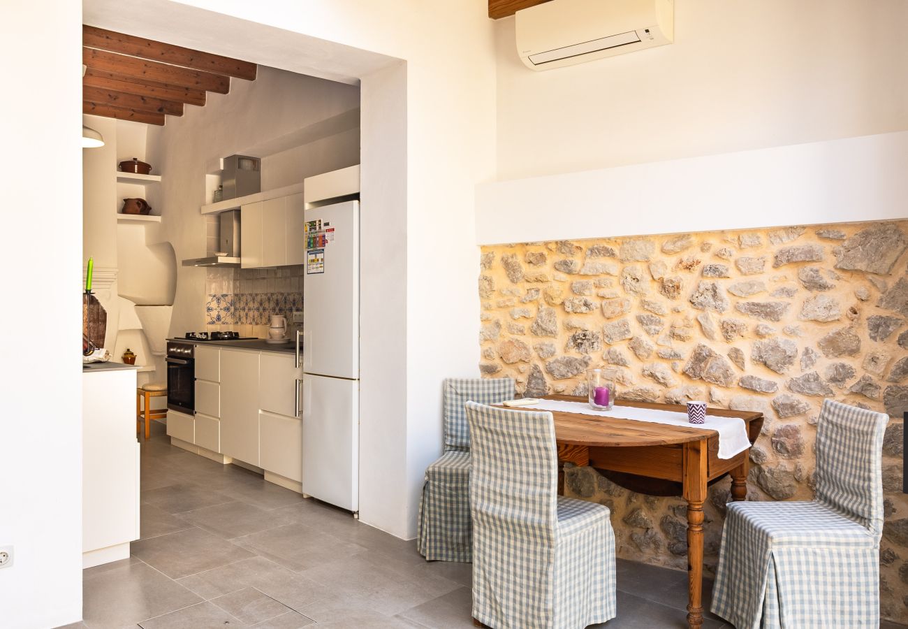 Flat in Petra - Village House in Petra for Long-Term Rent