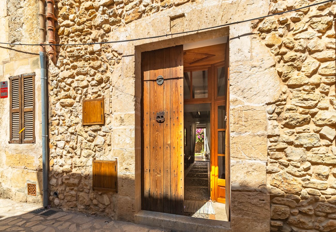Flat in Petra - Village House in Petra for Long-Term Rent