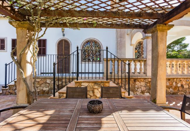 Villa in Santanyi - Beachfront Tower holiday house with pool just 300 m from Cala Santanyi beach Villa in Santanyi - Beachfront Tower holiday house with pool just 300 m from Cala Santanyi beach