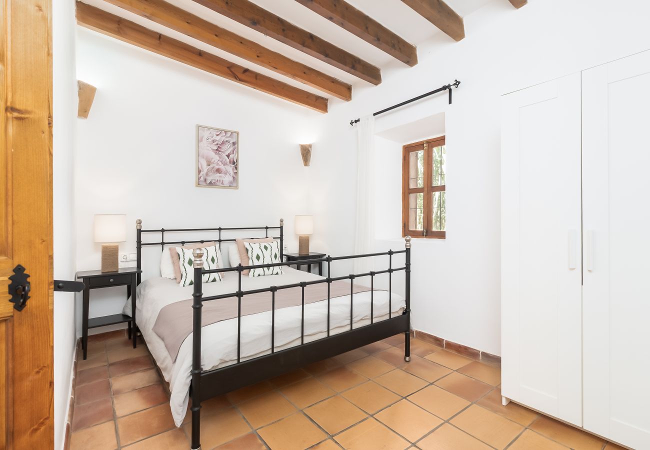 Country house in Santanyi - Finca Can Nin idyllic holiday house with large pool in Santanyí