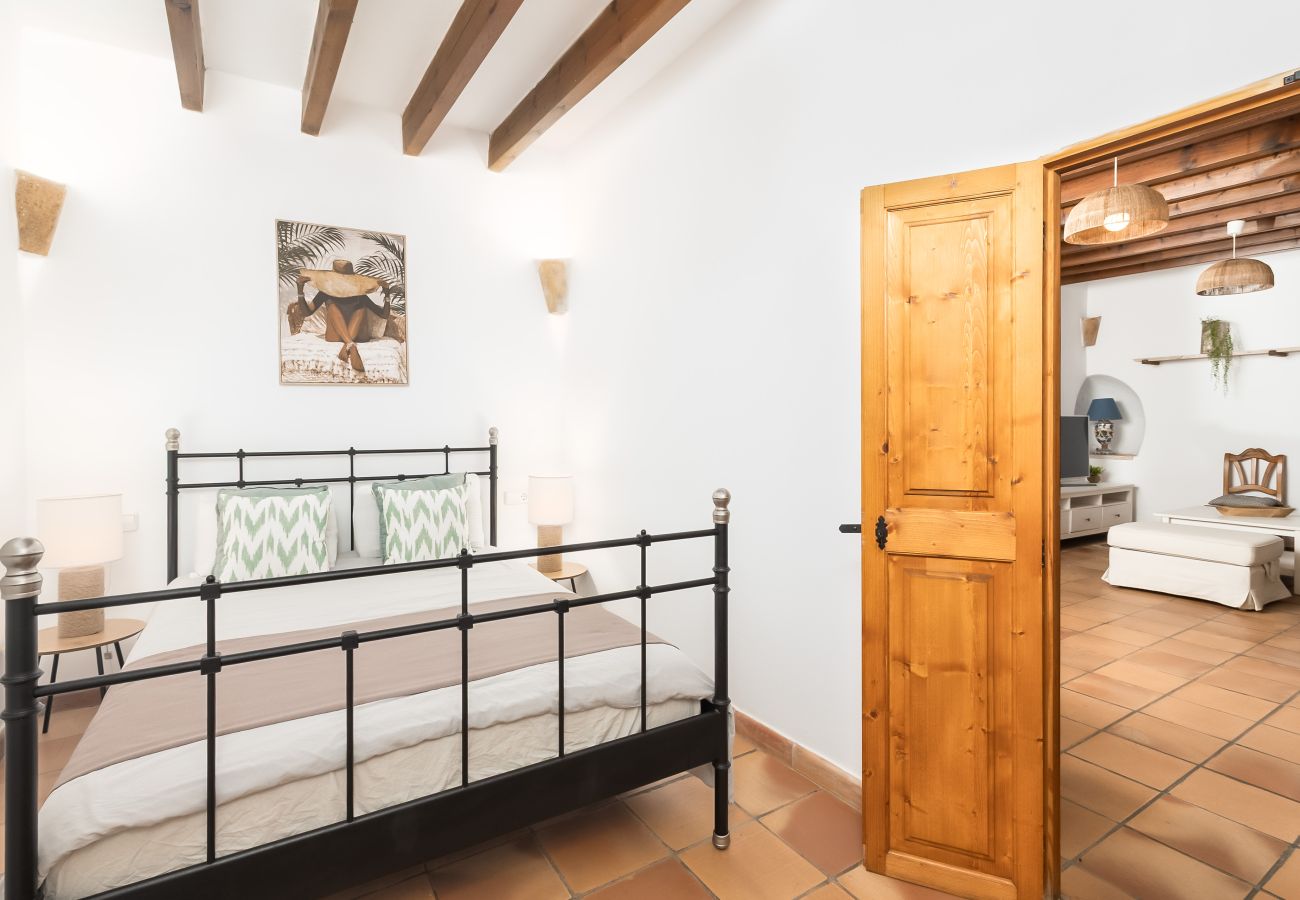 Country house in Santanyi - Finca Can Nin idyllic holiday house with large pool in Santanyí