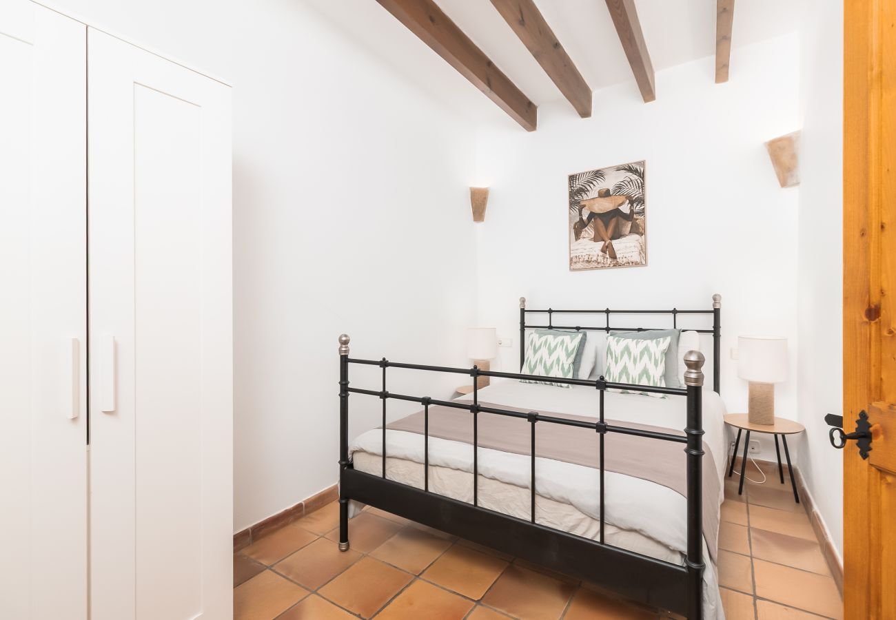 Country house in Santanyi - Finca Can Nin idyllic holiday house with large pool in Santanyí