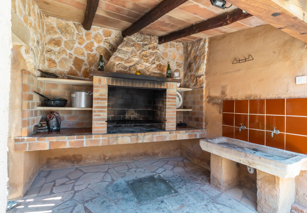 Country house in Santanyi - Finca Can Nin idyllic holiday house with large pool in Santanyí