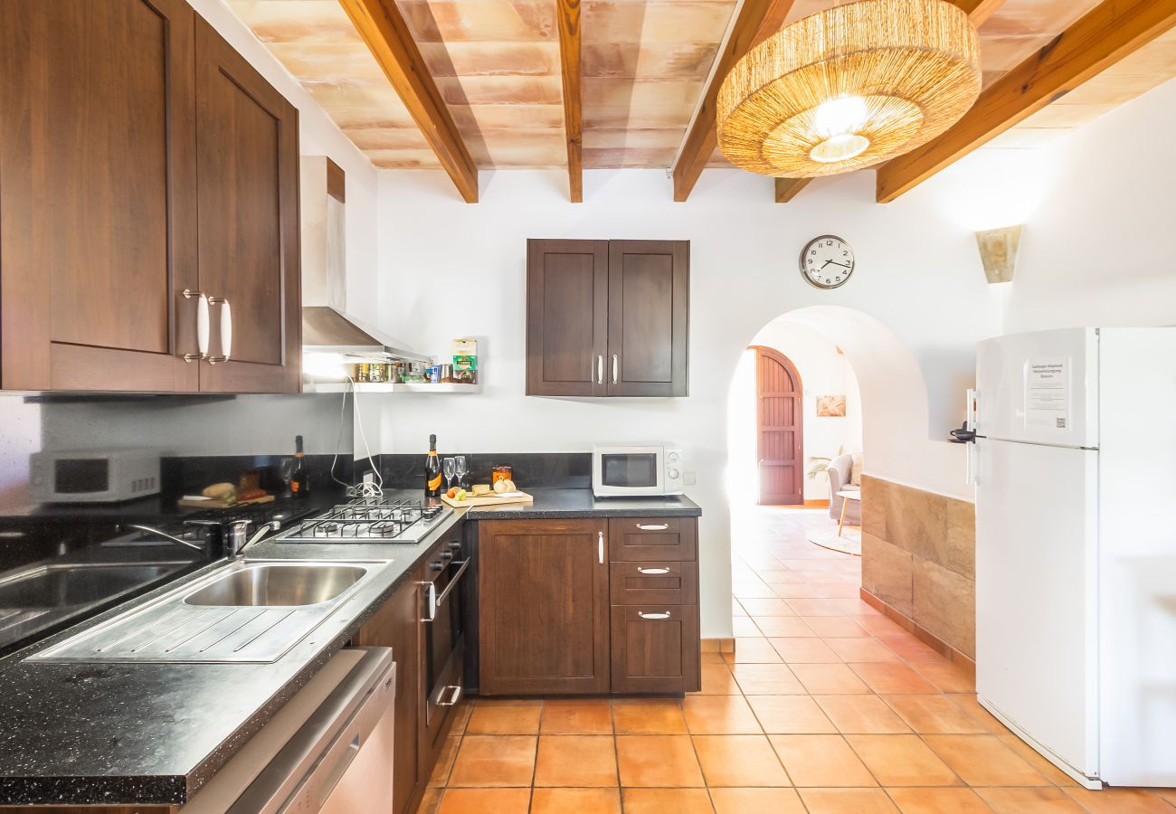 Country house in Santanyi - Finca Can Nin idyllic holiday house with large pool in Santanyí
