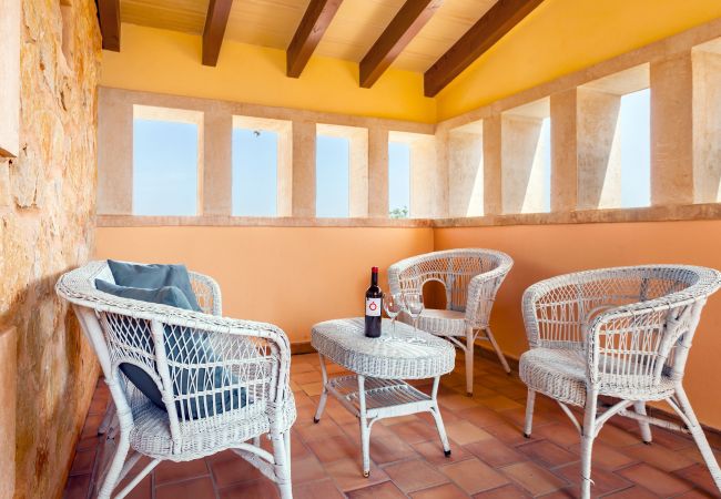 Country house in Santanyi - Finca Ses Mires » idyllic 5 bedroom country house with sea views, close to the beach and air conditioning