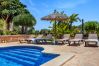 Country house in Santanyi - Finca Ses Mires 5-bedroom holiday house with pool, sea views and walking distance to the beach in Santanyí Country house in Santanyi - Finca Ses Mires 5-bedroom holiday house with pool, sea views and walking distance to the beach in Santanyí