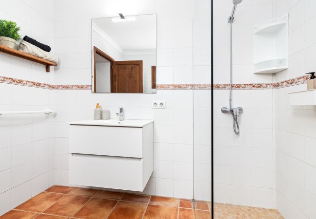 Country house in Santanyi - Casa Antigua holiday house with swimming pool in a quiet countryside location near Santanyi Country house in Santanyi - Casa Antigua holiday house with swimming pool in a quiet countryside location near Santanyi