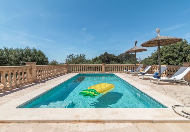Country house in Santanyi - Sa Madoneta charming holiday house with stunning views and swimming pool in Santanyí Country house in Santanyi - Sa Madoneta charming holiday house with stunning views and swimming pool in Santanyí