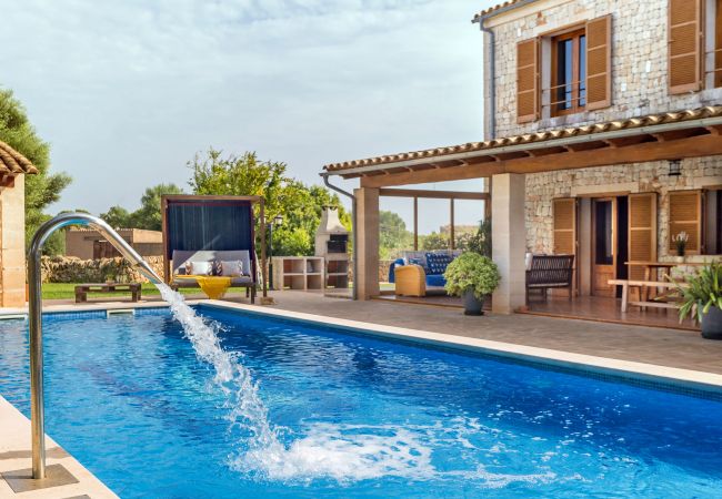 Country house in Porto Petro - Finca Domingo traditional holiday house in a quiet area in Portopetro Country house in Porto Petro - Finca Domingo traditional holiday house in a quiet area in Portopetro