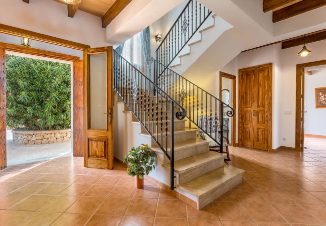 Country house in Porto Petro - Finca Domingo traditional holiday house in a quiet area in Portopetro Country house in Porto Petro - Finca Domingo traditional holiday house in a quiet area in Portopetro