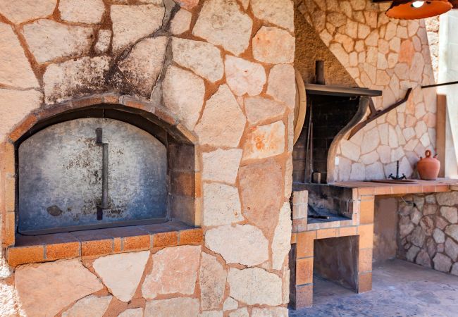 Country house in Santanyi - Finca Es Turo beautiful holiday house in the countryside with pool and panoramic view in Santanyí Country house in Santanyi - Finca Es Turo beautiful holiday house in the countryside with pool and panoramic view in Santanyí