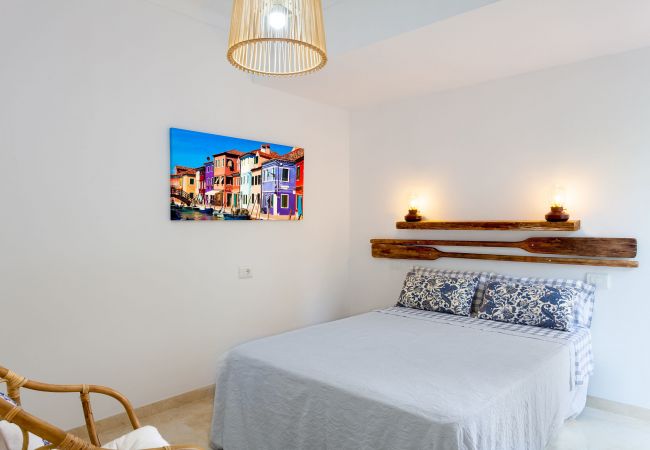 Apartment in Cala Figuera - Harbour view 1 » in a vivid fisher village and just a few steps from the sea