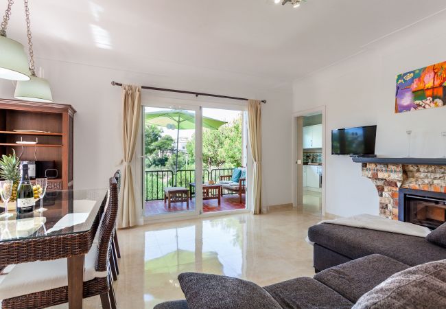 Apartment in Cala Figuera - Harbour View 1 Holiday Apartment by the Sea in a Lively Fishing Village in Cala Figuera Apartment in Cala Figuera - Harbour View 1 Holiday Apartment by the Sea in a Lively Fishing Village in Cala Figuera