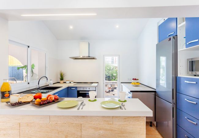 House in Santanyi - Casa Abril Lovely Holiday Home with Pool in Cala Mondrago Natural Park House in Santanyi - Casa Abril Lovely Holiday Home with Pool in Cala Mondrago Natural Park