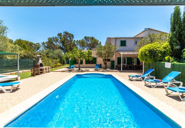 Chalet in Santanyi - Casa Aurora large seaside holiday house with private pool near the beach in Cala Santanyí Chalet in Santanyi - Casa Aurora large seaside holiday house with private pool near the beach in Cala Santanyí