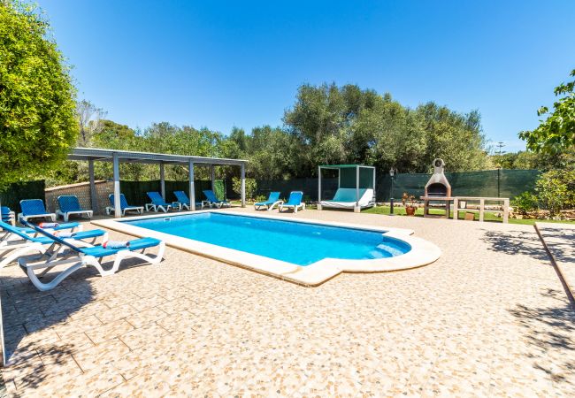 Chalet in Santanyi - Casa Aurora » Spacious villa with swimming pool 100m to the beach