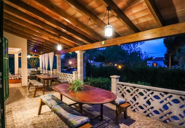 Chalet in Santanyi - Casa Aurora large seaside holiday house with private pool near the beach in Cala Santanyí Chalet in Santanyi - Casa Aurora large seaside holiday house with private pool near the beach in Cala Santanyí