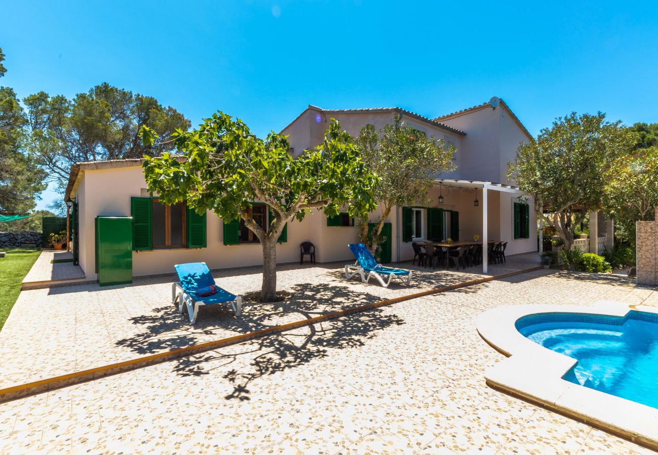 Chalet in Santanyi - Casa Aurora » Spacious villa with swimming pool 100m to the beach