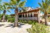 Chalet in Santanyi - Casa Aurora large seaside holiday house with private pool near the beach in Cala Santanyí Chalet in Santanyi - Casa Aurora large seaside holiday house with private pool near the beach in Cala Santanyí