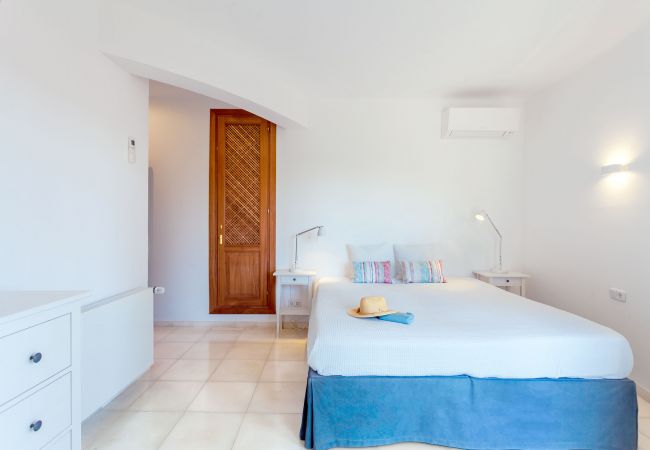 House in Santanyi - Villa Redonda holiday house with pool within walking distance to the beach in Cala Santanyi  House in Santanyi - Villa Redonda holiday house with pool within walking distance to the beach in Cala Santanyi