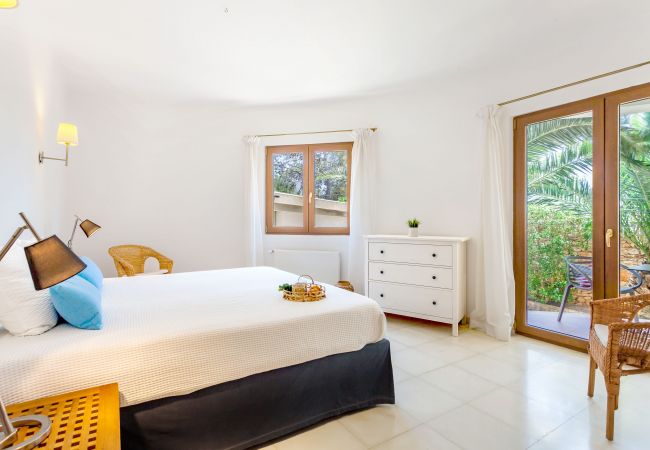 House in Santanyi - Villa Redonda holiday house with pool within walking distance to the beach in Cala Santanyi  House in Santanyi - Villa Redonda holiday house with pool within walking distance to the beach in Cala Santanyi