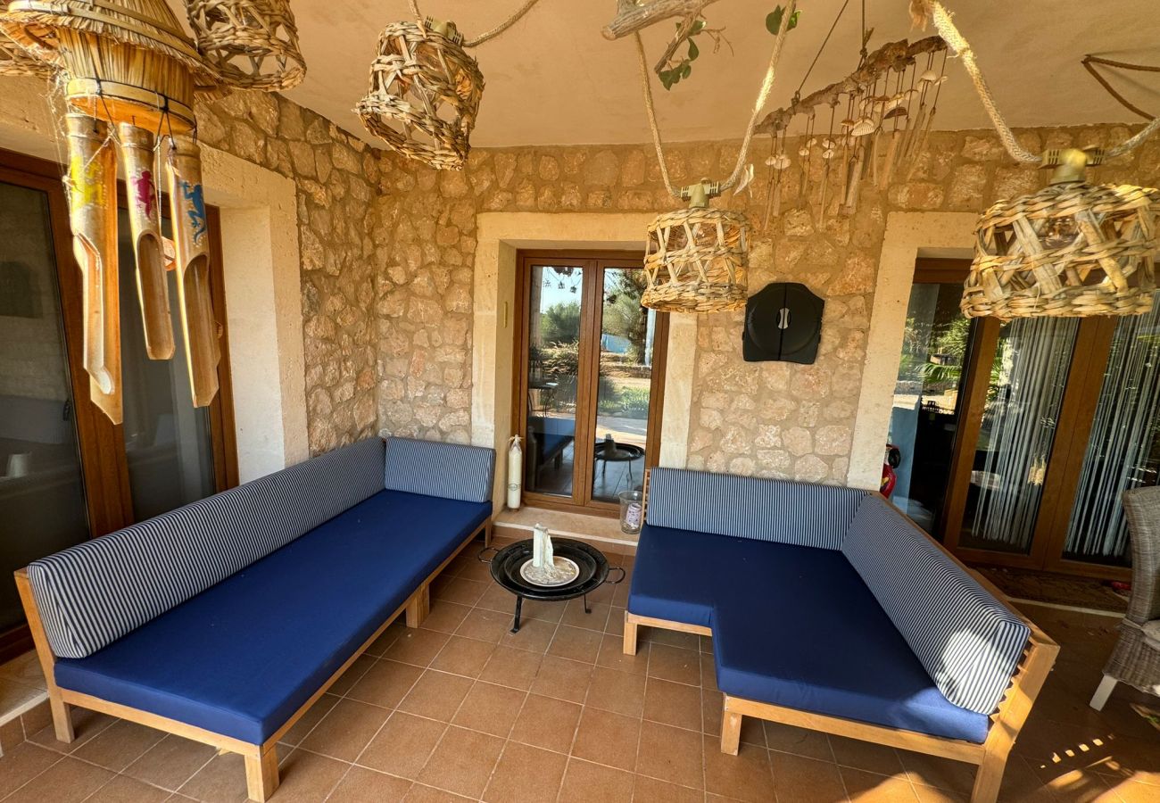 Country house in Campos - Finca Diez Grados Mas Mallorcan finca with pool in the quiet countryside of Campos