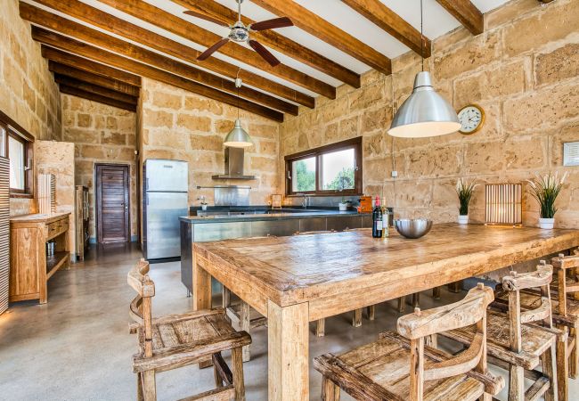 Country house in Campos - Son Coranta stylish holiday house with pool in a quiet and natural setting in Campos Country house in Campos - Son Coranta stylish holiday house with pool in a quiet and natural setting in Campos