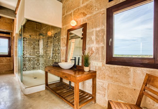 Country house in Campos - Son Coranta stylish holiday house with pool in a quiet and natural setting in Campos Country house in Campos - Son Coranta stylish holiday house with pool in a quiet and natural setting in Campos