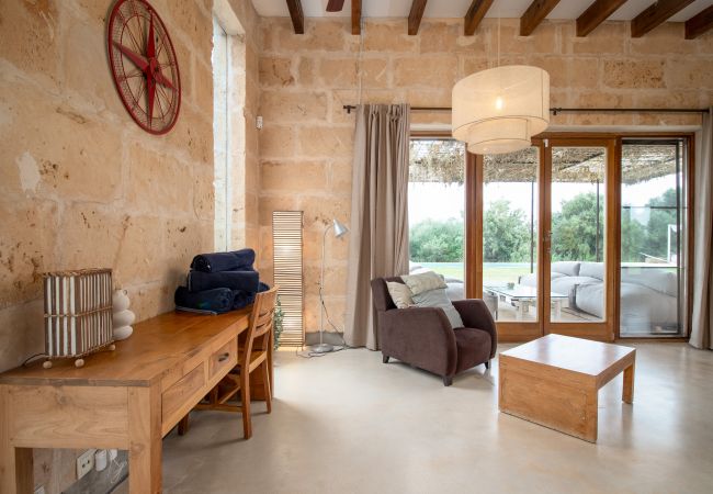 Country house in Campos - Son Coranta stylish holiday house with pool in a quiet and natural setting in Campos Country house in Campos - Son Coranta stylish holiday house with pool in a quiet and natural setting in Campos
