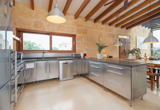 Country house in Campos - Son Coranta stylish holiday house with pool in a quiet and natural setting in Campos Country house in Campos - Son Coranta stylish holiday house with pool in a quiet and natural setting in Campos