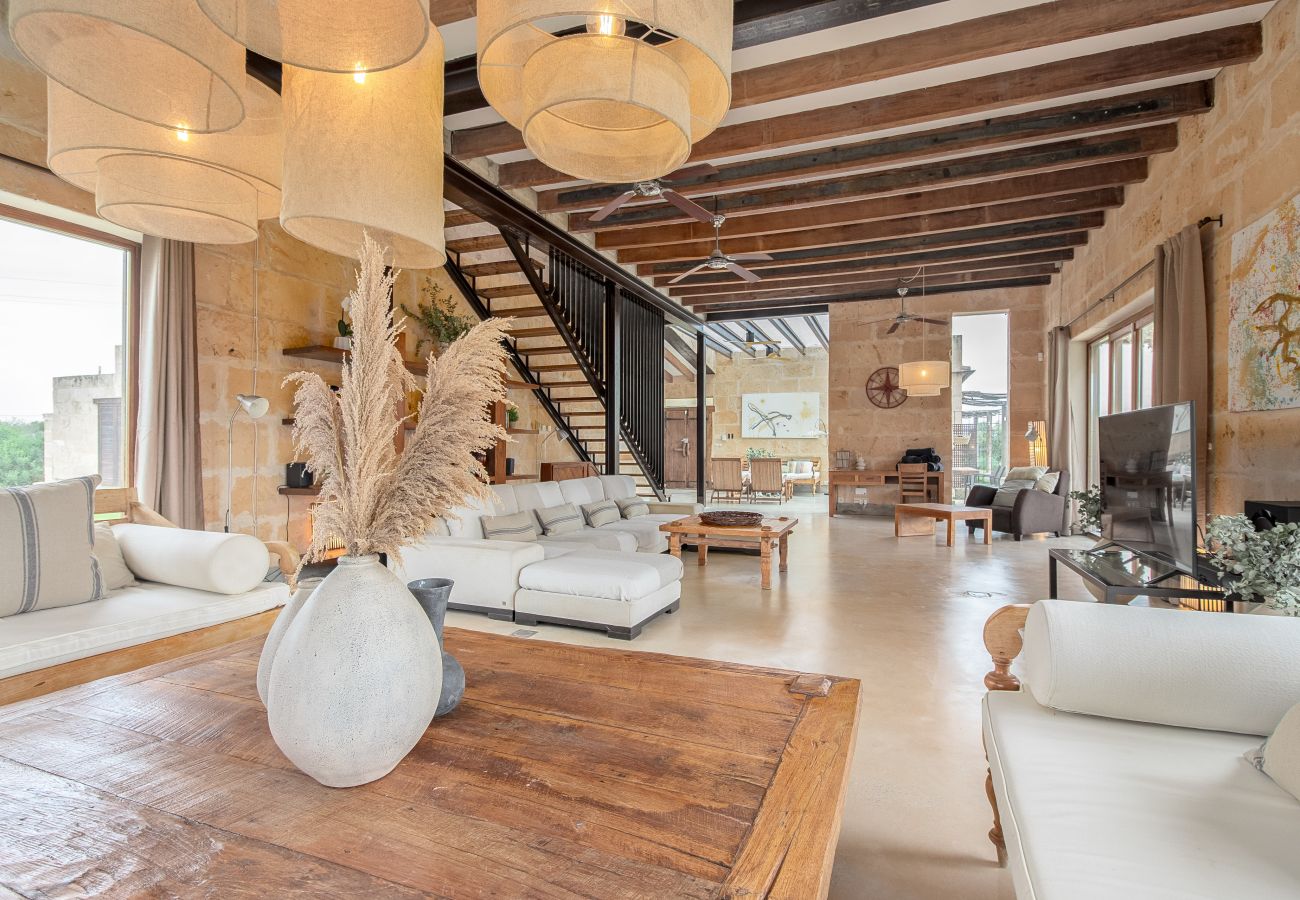 Country house in Campos - Son Coranta stylish holiday house with pool in a quiet and natural setting in Campos