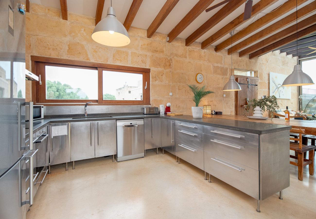 Country house in Campos - Son Coranta stylish holiday house with pool in a quiet and natural setting in Campos