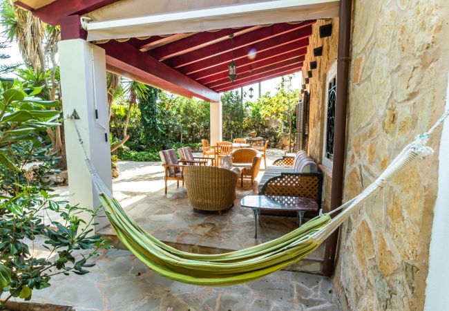 Country house in Santanyi - Finca Sa Barraca cozy holiday house with charming garden and pool near Cala Mondragó Country house in Santanyi - Finca Sa Barraca cozy holiday house with charming garden and pool near Cala Mondragó