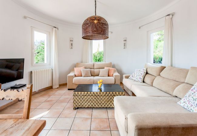 Villa in Santanyi - Can Flores Villa holiday house with pool perfect for a relaxing vacation near Cala Santanyi Villa in Santanyi - Can Flores Villa holiday house with pool perfect for a relaxing vacation near Cala Santanyi